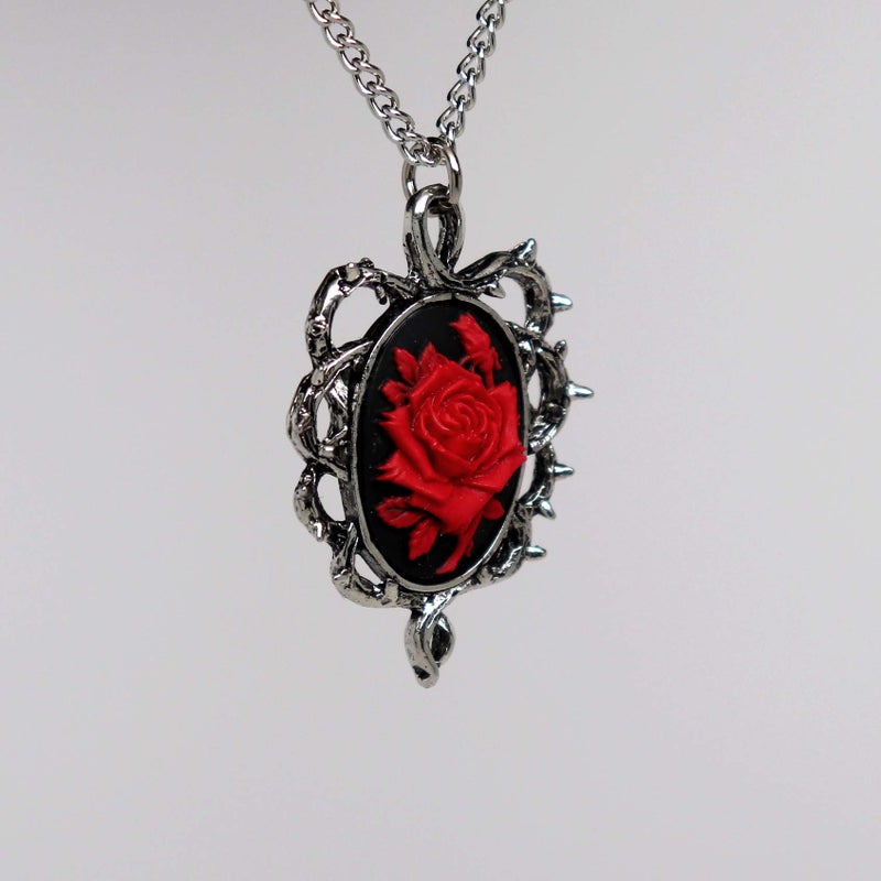 Real Metal Gothic Red Rose Cameo In Thorns Pendant Necklace - Image 4